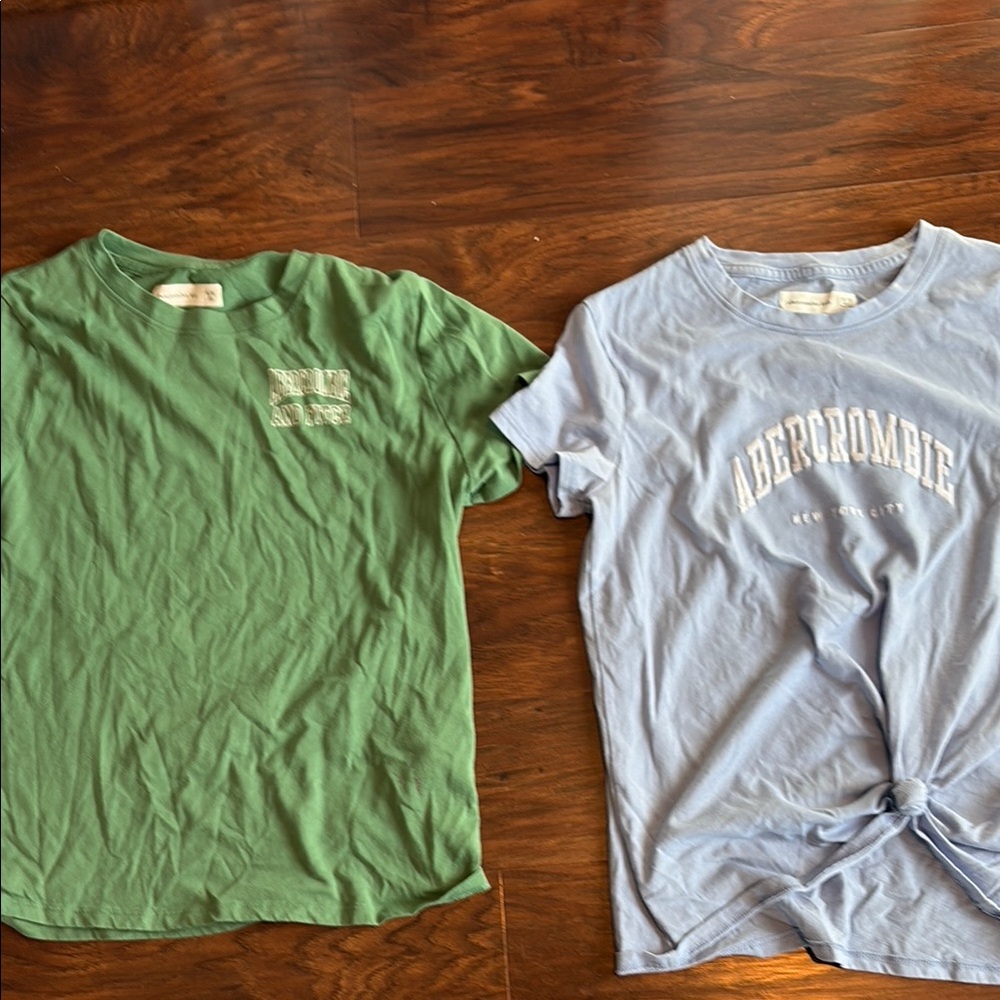 Abercrombie Kids Green and Blue Short Sleeve Tees